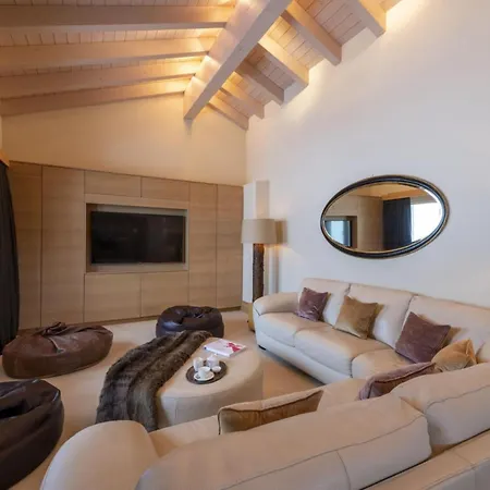 Chalet Kitzbuehel: A Symphony Of Style And Snow Apartmán Griesenau
