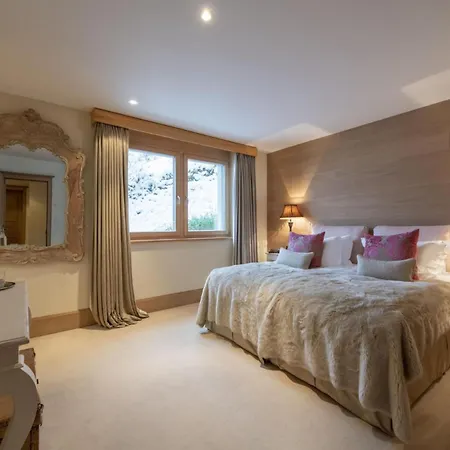 Chalet Kitzbuehel: A Symphony Of Style And Snow * Griesenau